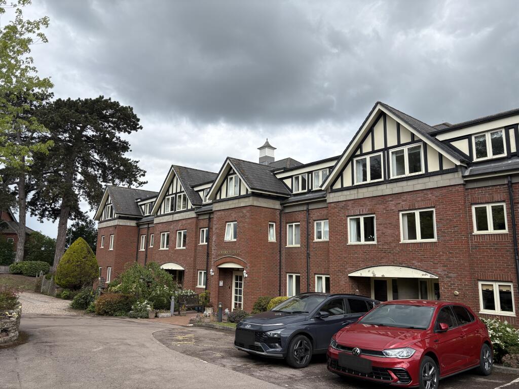 Main image of property: Flat 57, Goodrich Court, Gloucester Road, Ross-On-Wye, Herefordshire HR9 5GE
