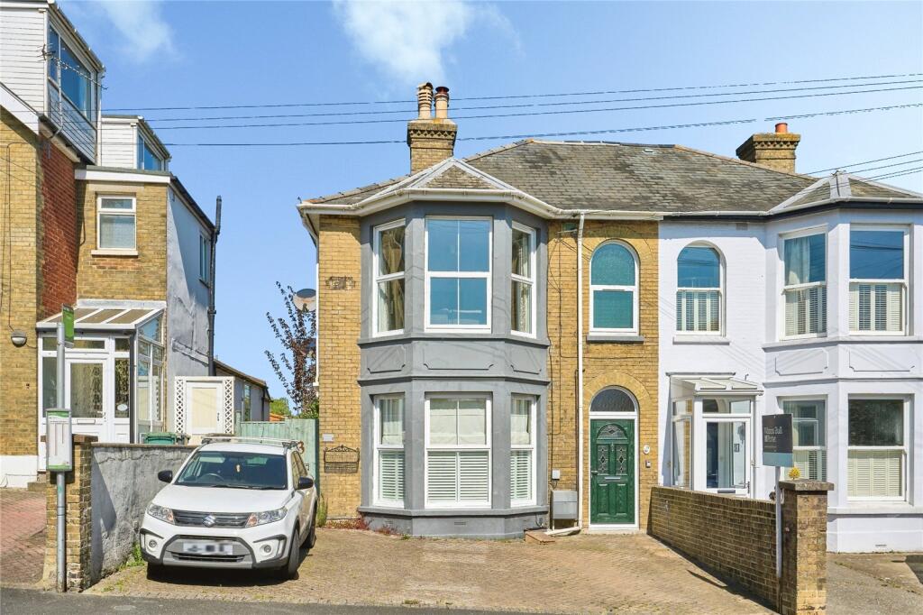 Main image of property: Mill Hill Road, Cowes, Isle of Wight, PO31