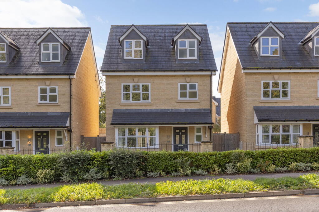 Main image of property: Neston Gardens , Neston , SN13 9GW