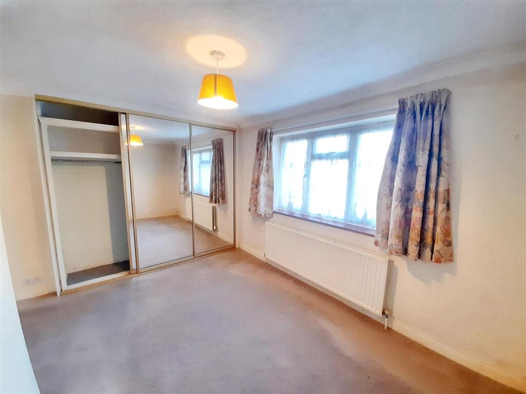 West View Drive, Yapton photo 5