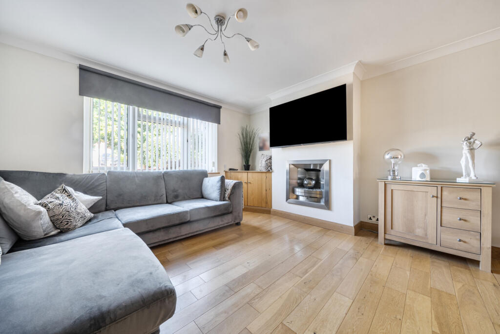 House in Reading - View 4