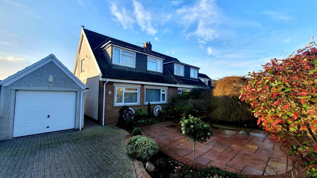 3-bed bungalow on Clos Cromwell, Rhiwbina, Cardiff, £450,000
