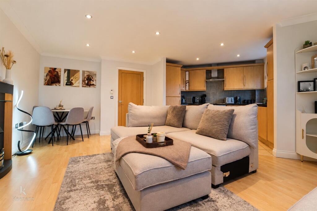 House in Bolton - View 2