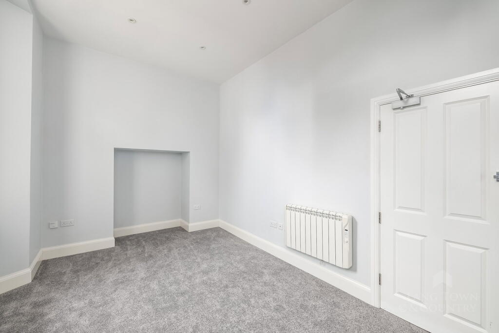 Apartment in Plymouth, West Hoe - More