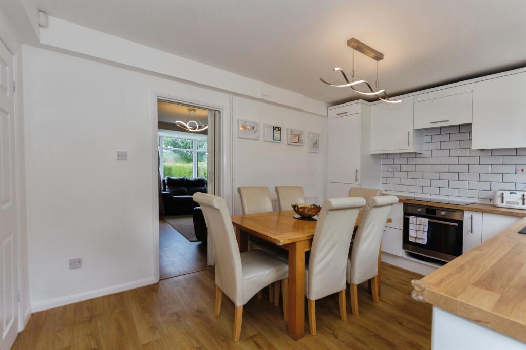 House in Sandwell, West Midlands - More