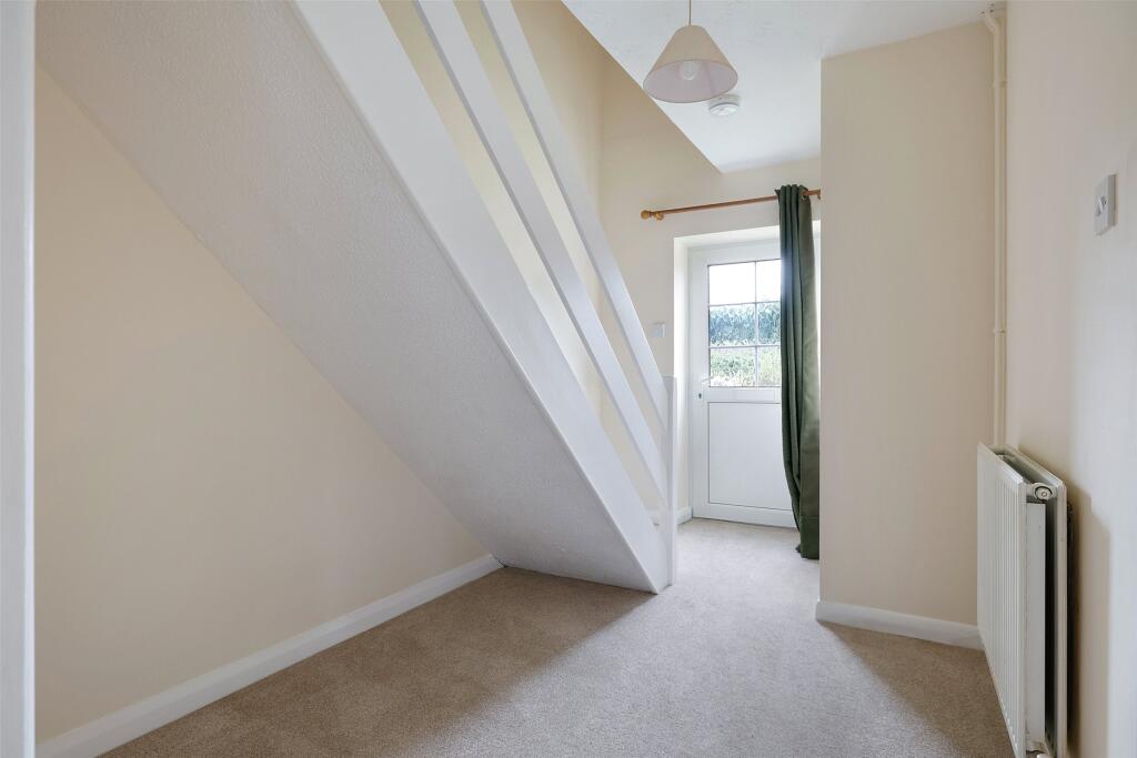 House in Redhill - View 4
