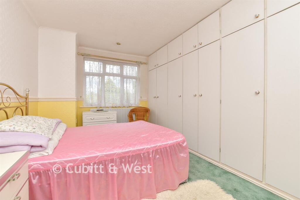 House in London, Beddington - More