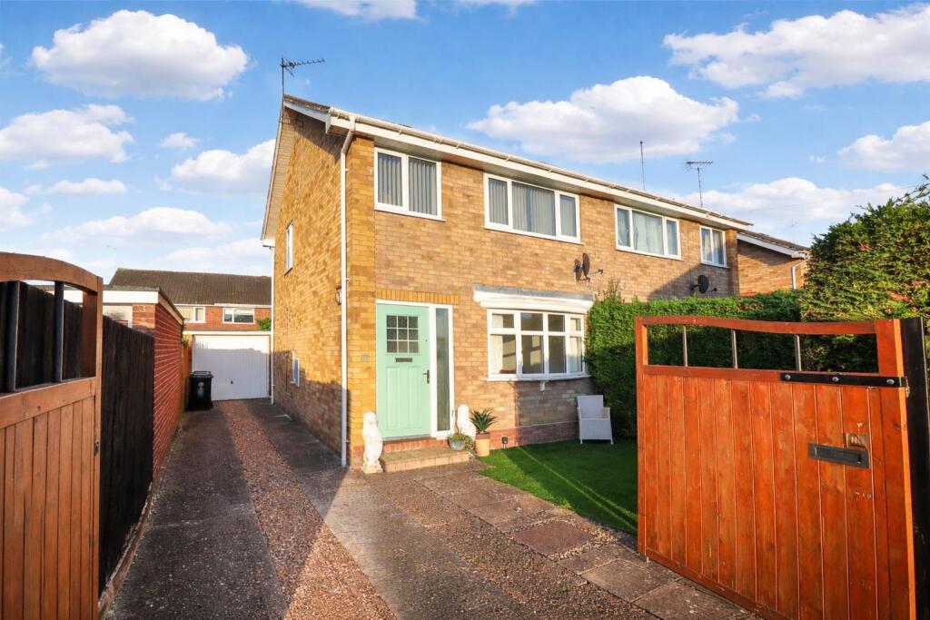 Main image of property: Shakespeare Road, Rushden, NN10 6BN