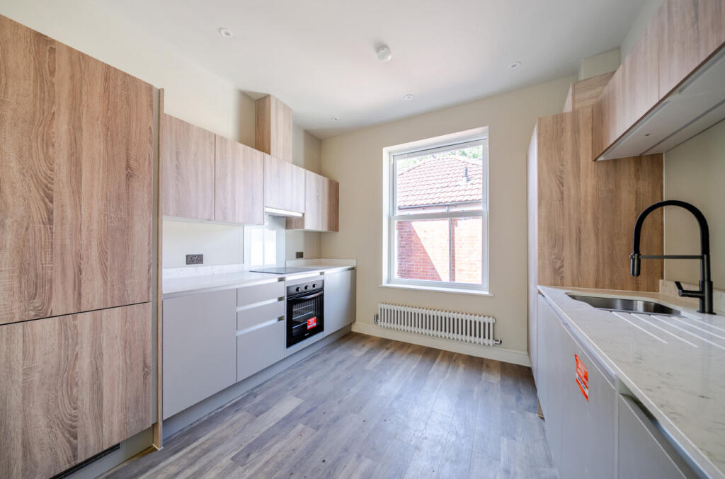 Apartment in Portsmouth - View 4