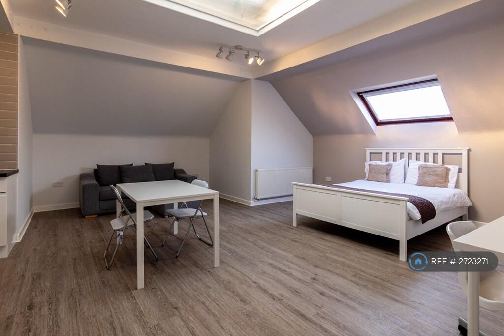 Main image of property: Great Shelford, Cambridge, CB22