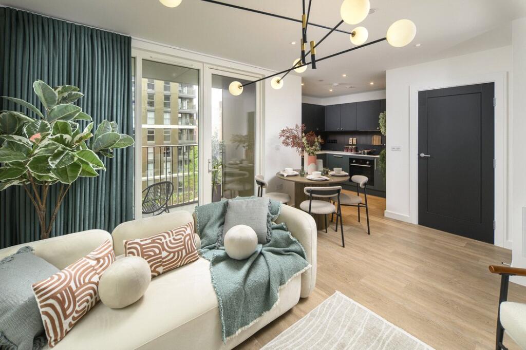 Apartment in Twickenham - View 2