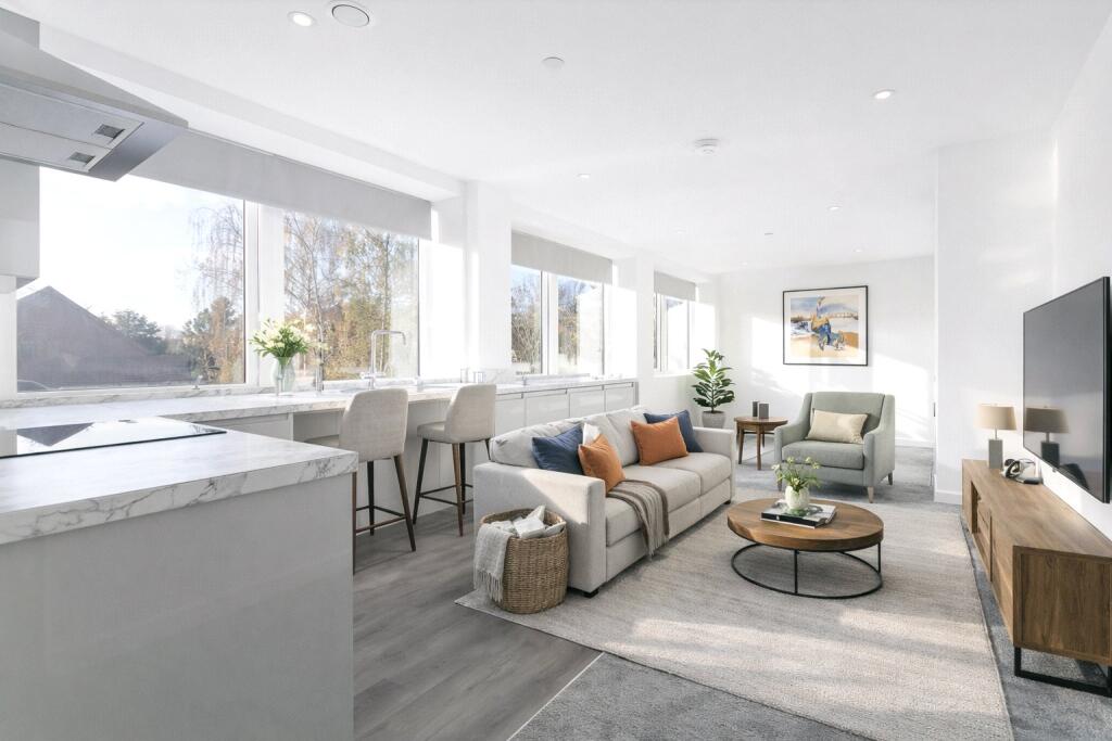 Main image of property: Strawberry Hill,, Newbury,, Birkshire, RG14