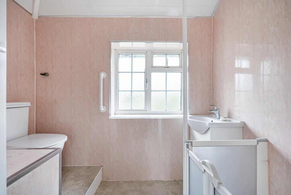 Additional image 10 of Broadfield Place, Welwyn Garden City, Hertfordshire, AL8