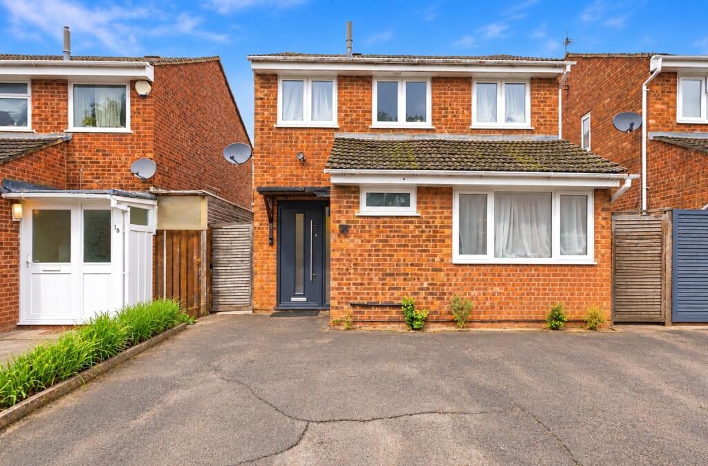Main image of property: Lakeside Place, London Colney, St. Albans, Hertfordshire, AL2