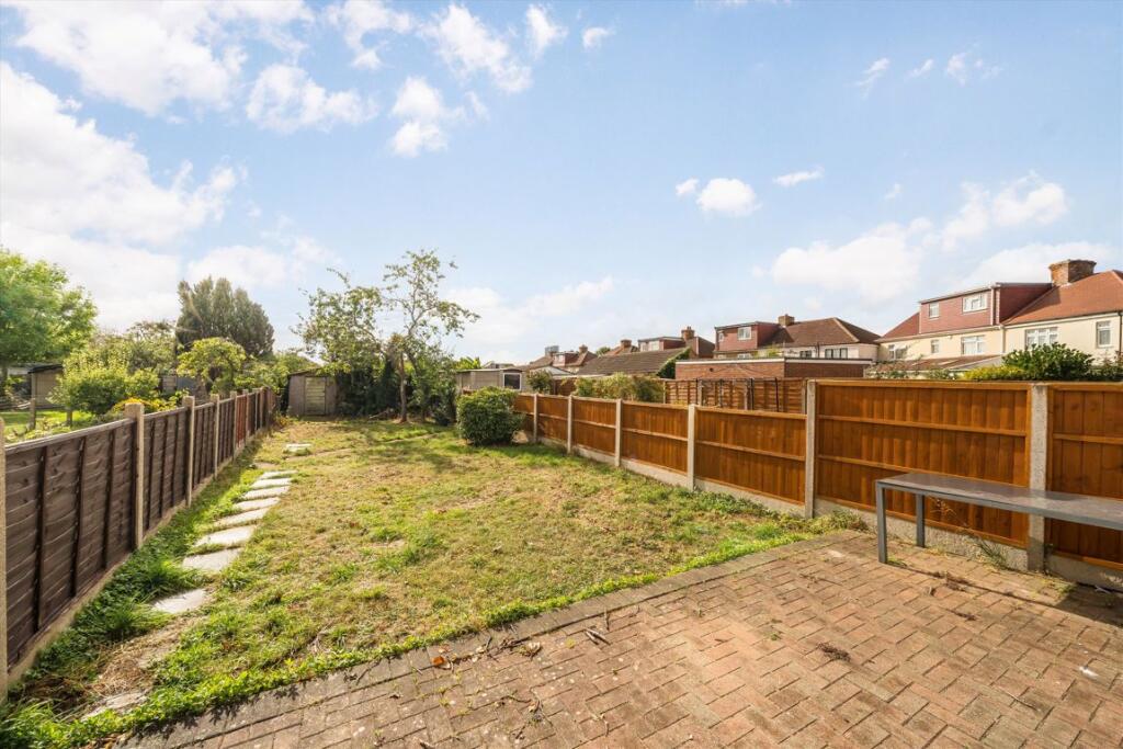 House in Twickenham - View 3