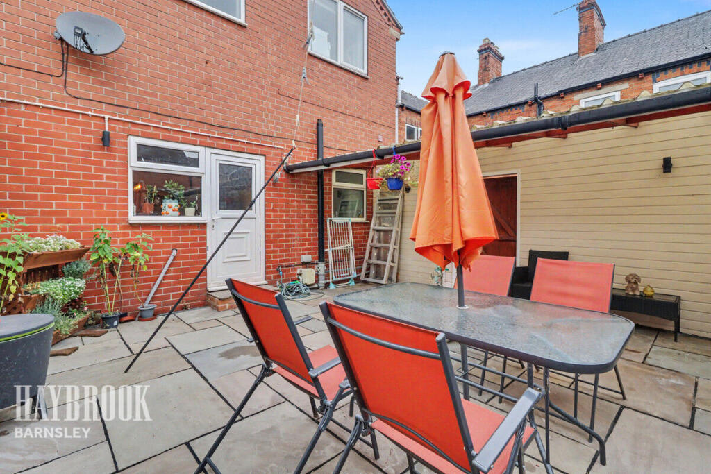 House in Sheffield - View 2