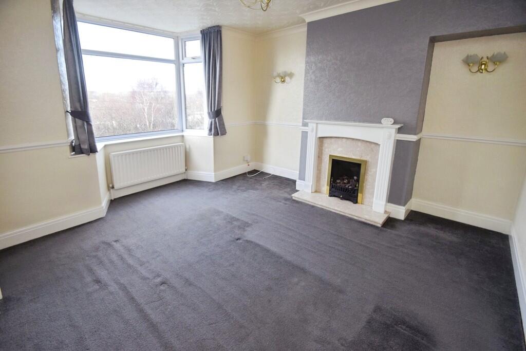 House in Bradford, West Yorkshire - View 3