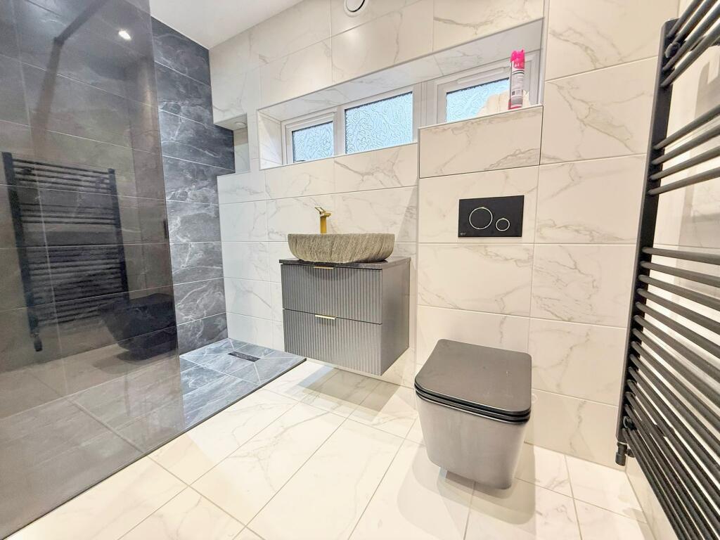 House in Peterborough - View 3