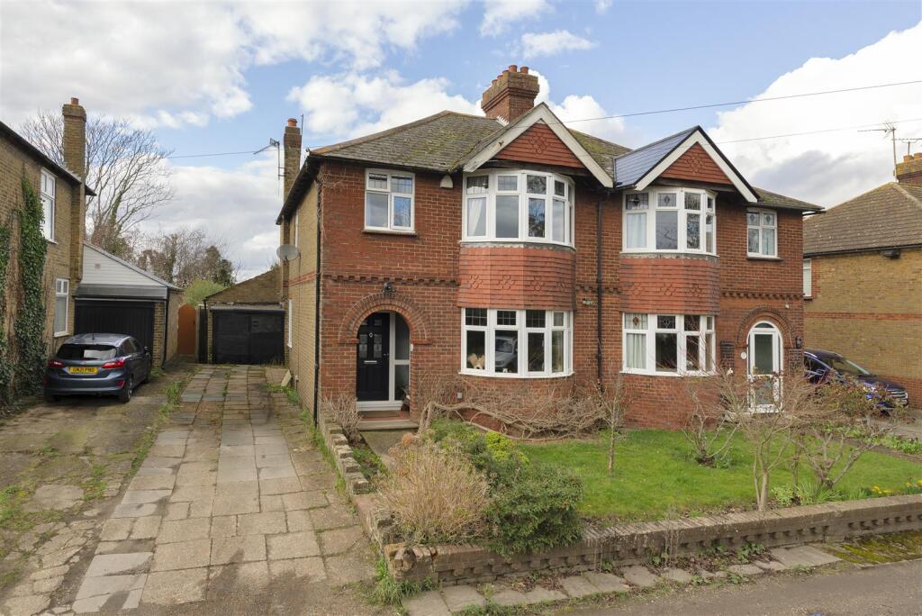 Main image of property: Borden Lane, Sittingbourne