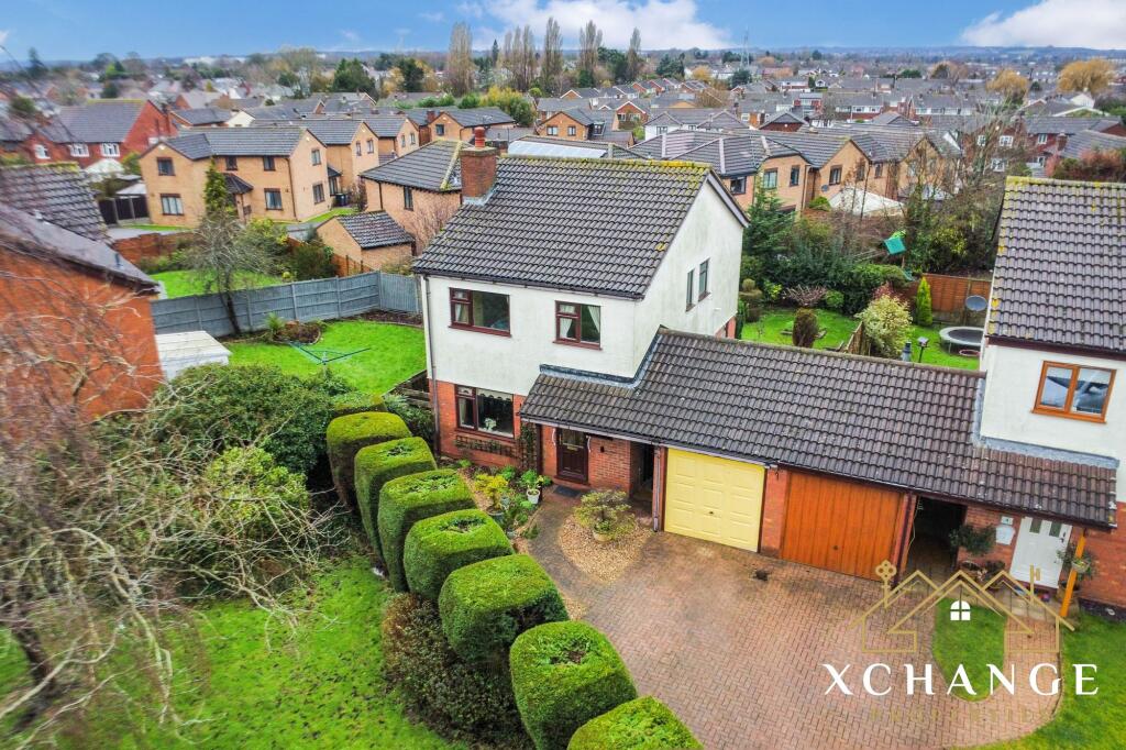 Main image of property: Osprey Close, Nuneaton, CV11