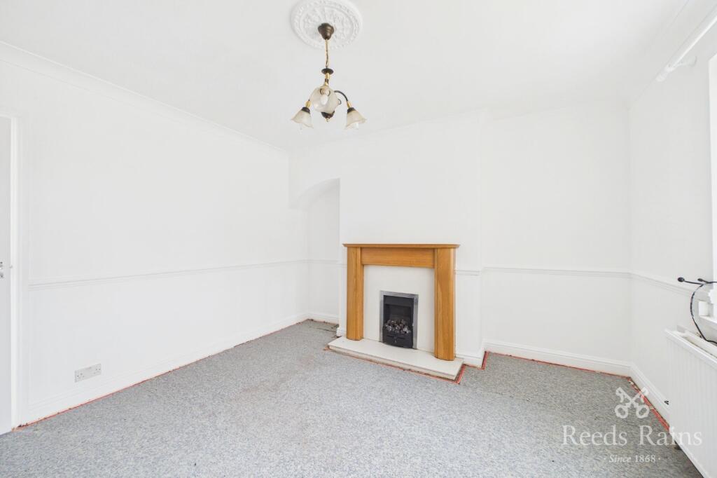 House in Wakefield - View 3