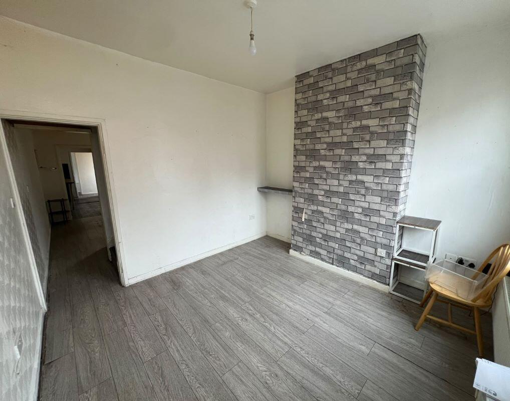 Main image of property: 10 Leopold Road, Coventry, CV1 5BL