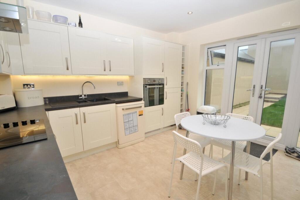 House in Chipping Sodbury, Sodbury - View 2
