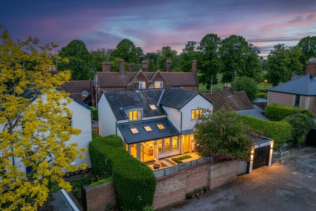 House in Uttlesford, Pleasant Valley, Saffron Walden - View 2