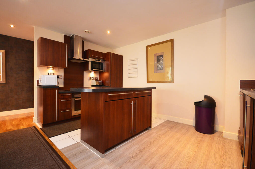 Apartment in London - View 5