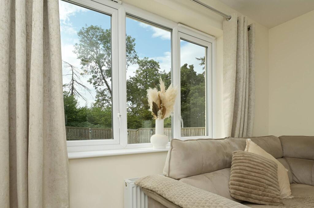 House in Mayfield, Langside Head - View 4