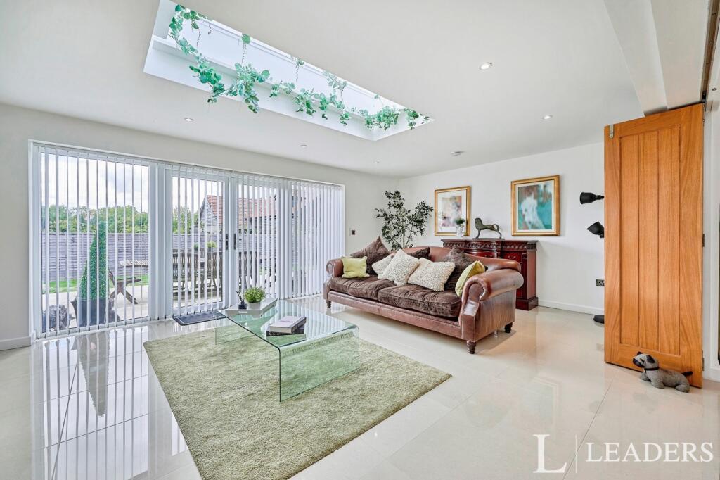 House in Uttlesford, Stansted Mountfitchet - View 3