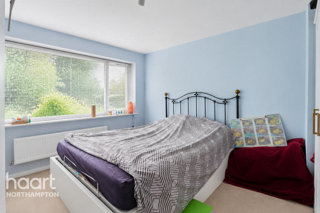 Dallington Road, Northampton - More