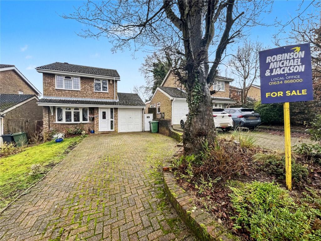 Main image of property: Cinnabar Close, Walderslade Woods, Kent, ME5