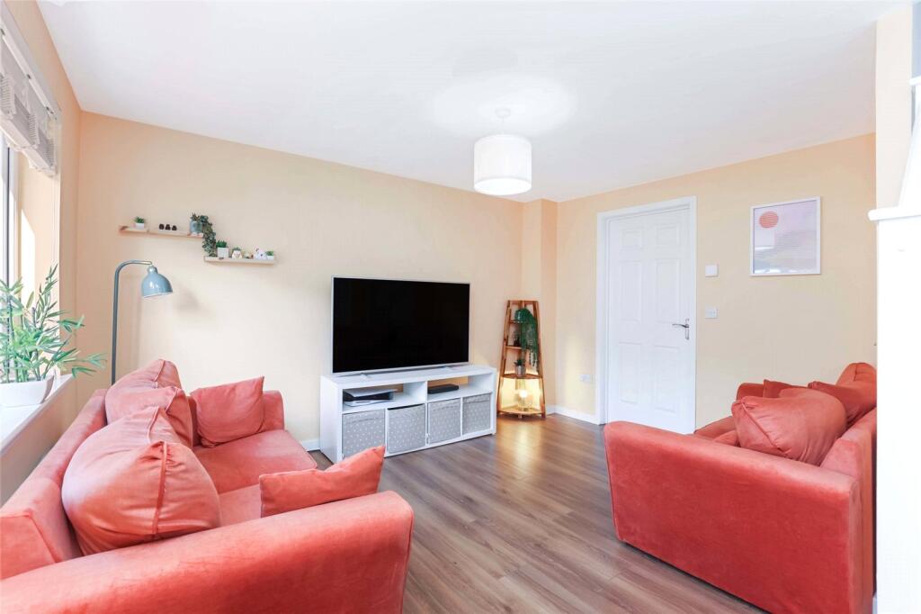 House in Glasgow, North Lanarkshire - View 2