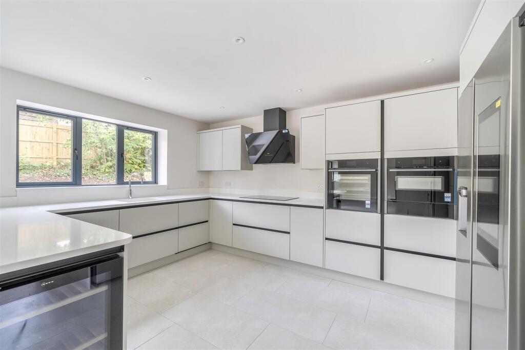 Additional image 2 of Broadstone Lane, Hardington Mandeville, Yeovil