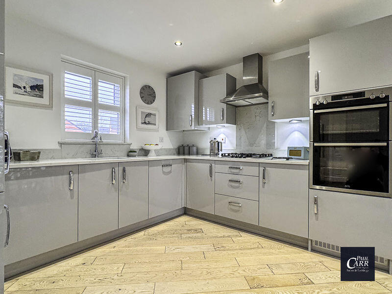 Burt Close, Lichfield, WS13 6UX photo 5