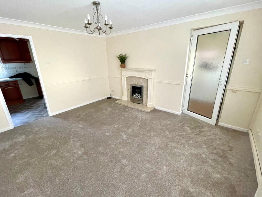 Rosewood Gardens, Essington, Wolverhampton, WV11 photo 2