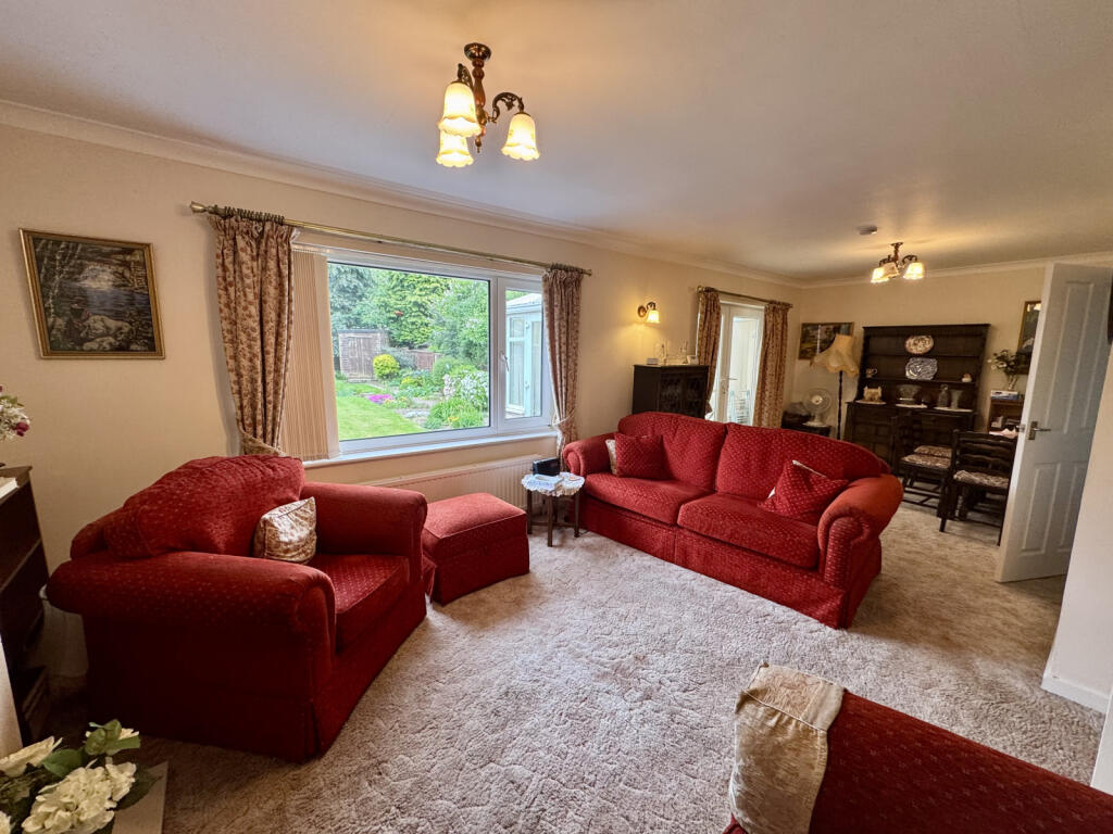 All Hallows Road, Walkington, HU17 8SJ photo 2