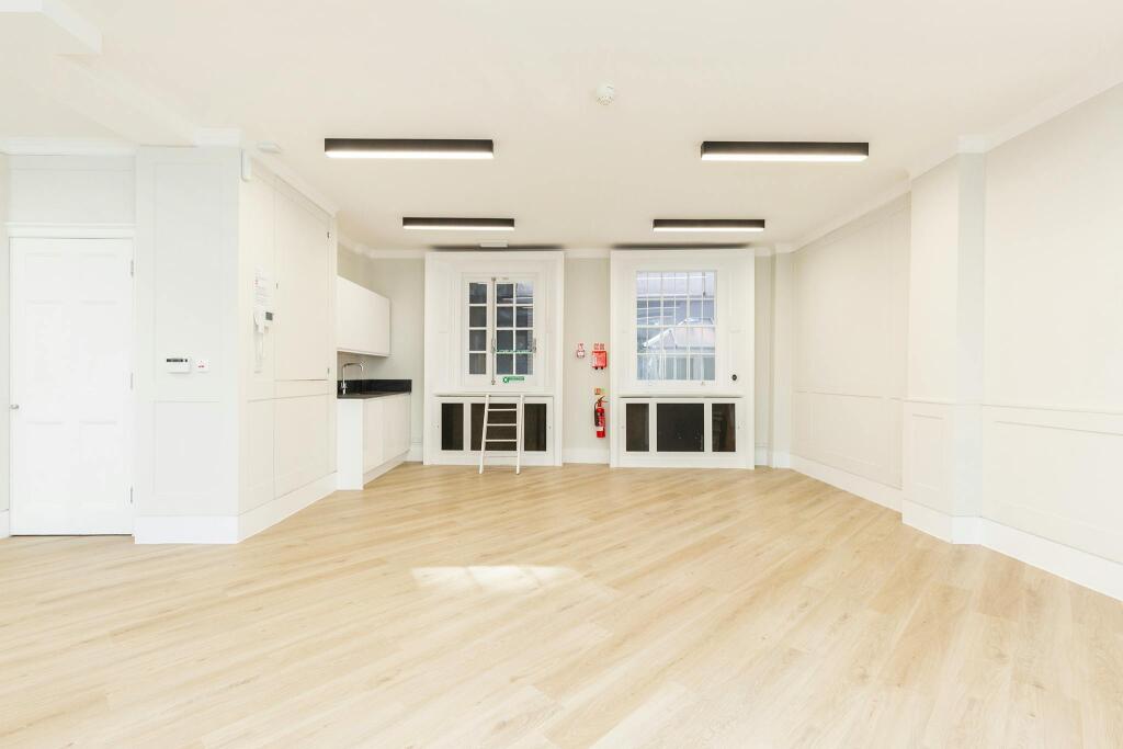 8A Brushfield Street 08.jpg