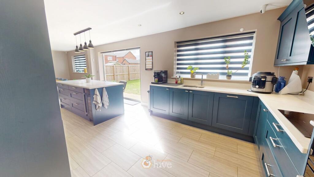 Bowen Drive, Armthorpe, Doncaster, DN3 photo 5