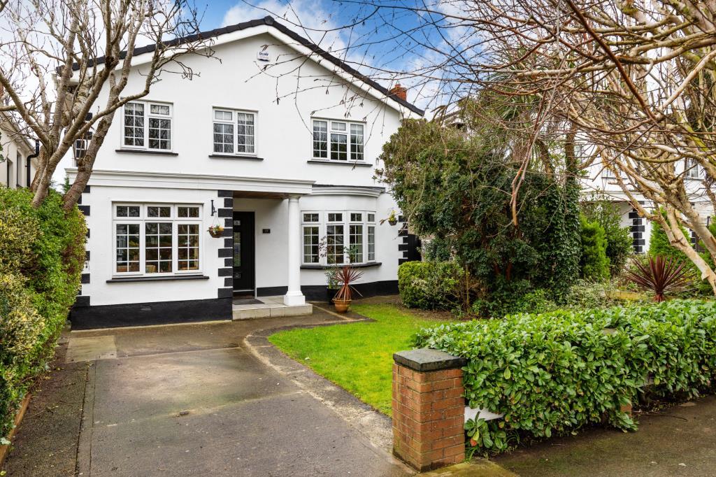 Main image of property: 17 Muldowney Court, Coast Road, Malahide, Co Dublin, K36 VN88