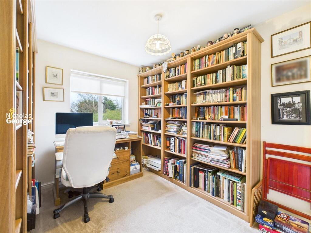 Additional image 23 of Foxes Meadow, Cotteridge, B30 1BQ