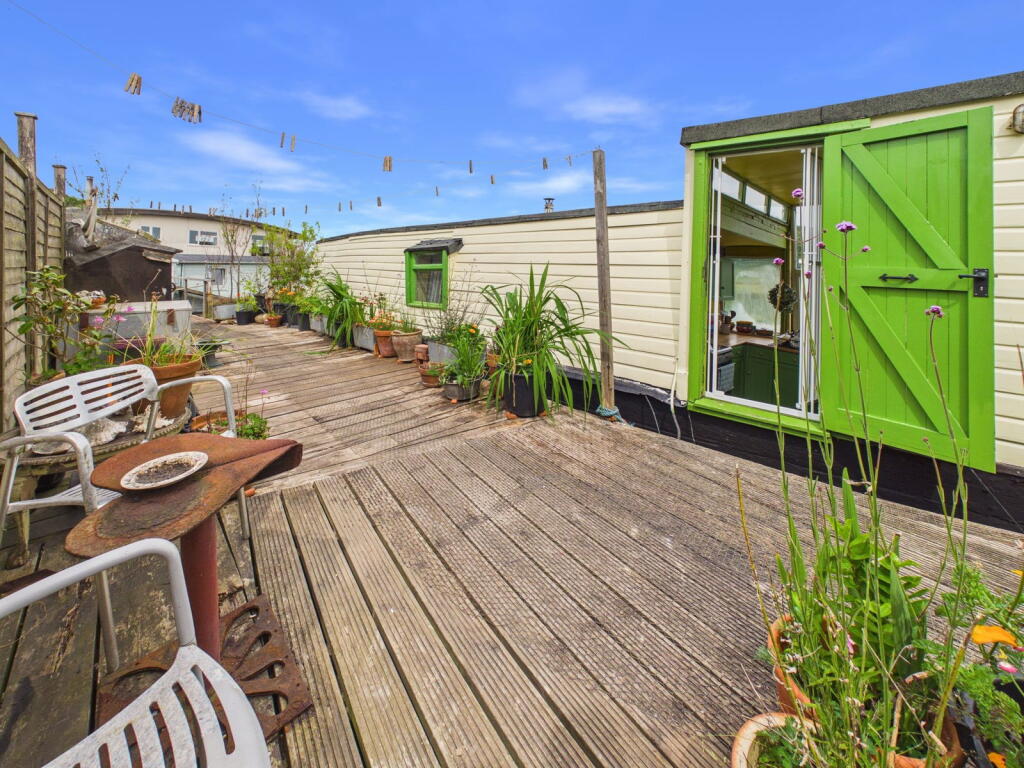 House in Shoreham-by-Sea, Shoreham Beach - View 4