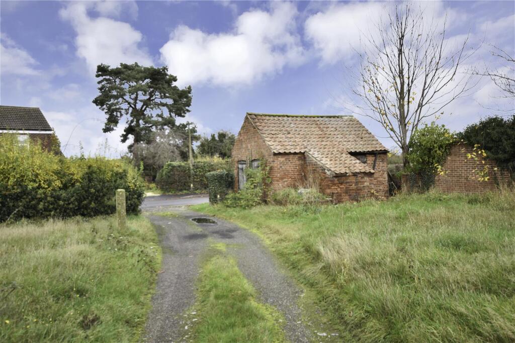 2 Gourleys Cottages photo 2