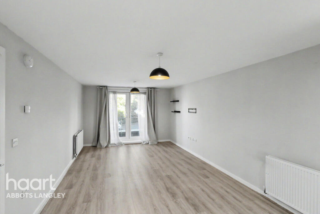Main image of property: Midland Road, Hemel Hempstead