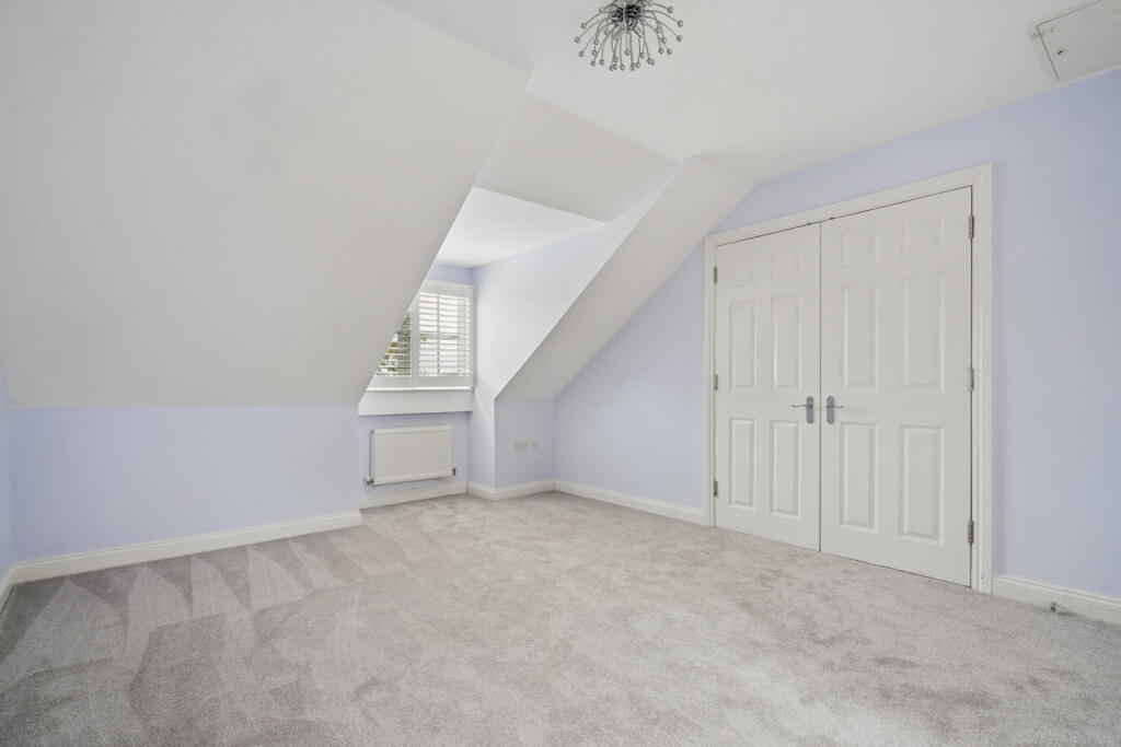 House in Watford - View 5