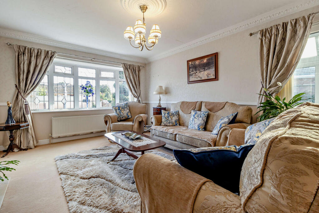 House in Doncaster - View 5