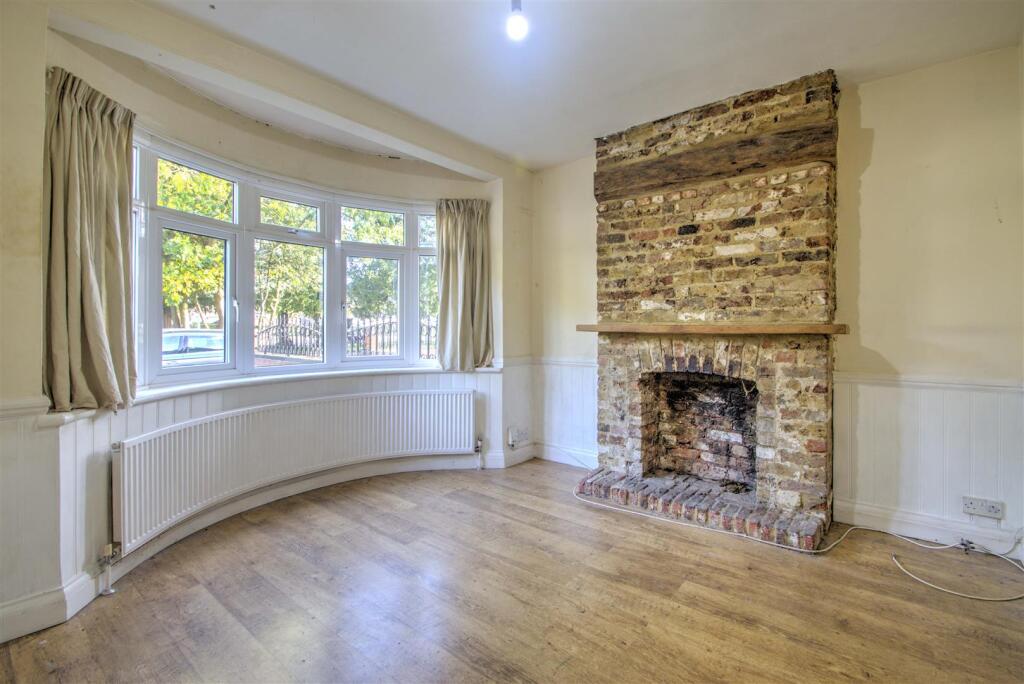 House in Southall - View 2