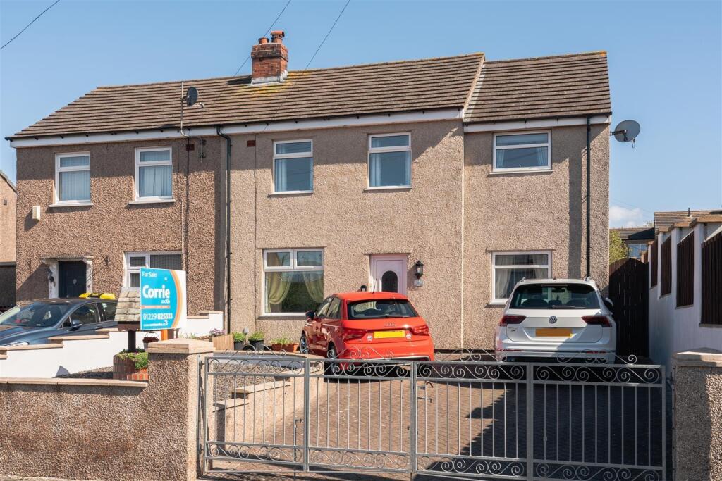 3-bed semi-detached on Windermere Close, Dalton-In-Furness, £265,000