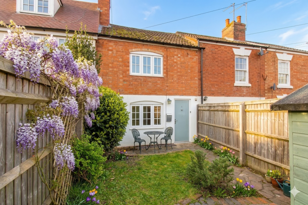 Main image of property: Hammonds Terrace, Kenilworth, Warwickshire, CV8